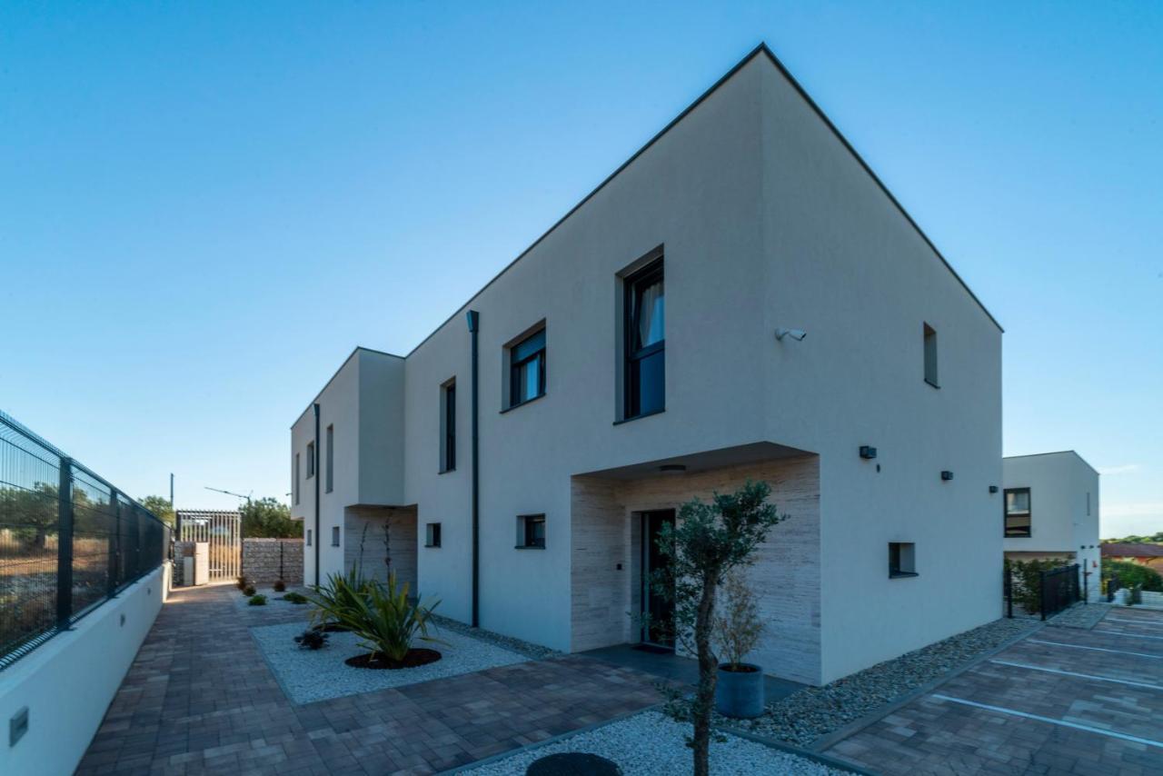 Pinna Residence - Vanga بولا المظهر الخارجي الصورة
