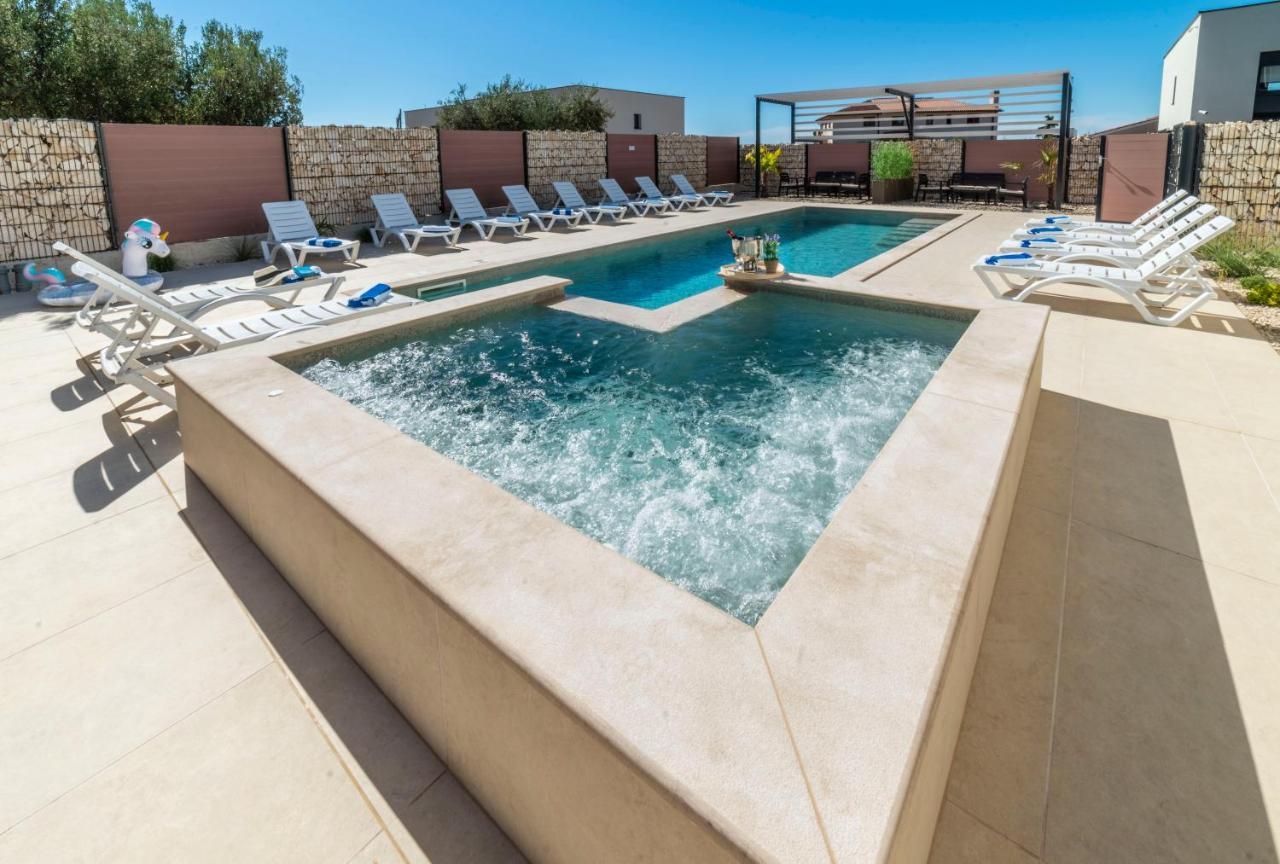 Pinna Residence - Vanga بولا المظهر الخارجي الصورة